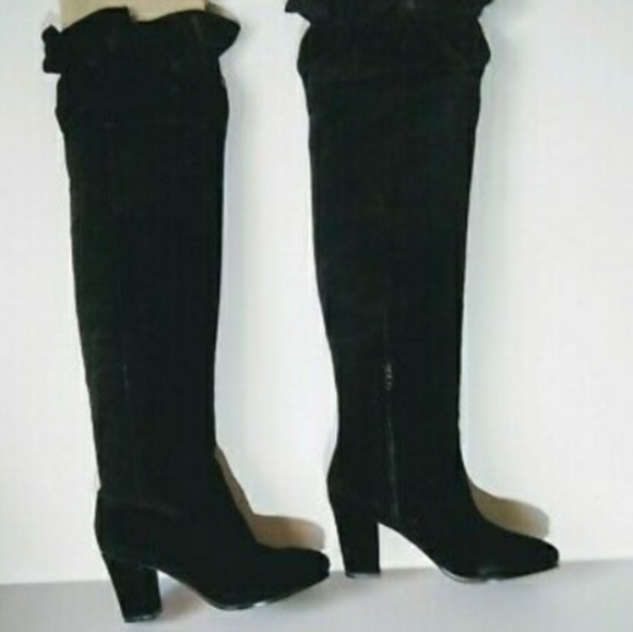 Libby Edelman Suede Ruffled Charisma Boot - Picture 4 of 4